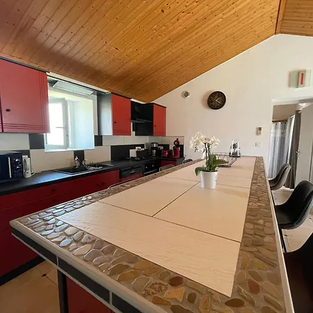 Landhaus Maison Climatisee, 2 Gites, 2 Chambres, 15 Hectares, Loisirs, Animaux Acceptes *