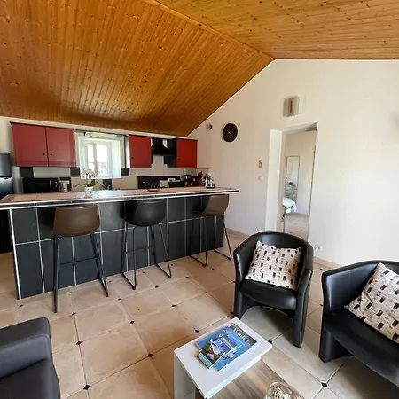 Maison Climatisee, 2 Gites, 2 Chambres, 15 Hectares, Loisirs, Animaux Acceptes * Bouin (Vendee)